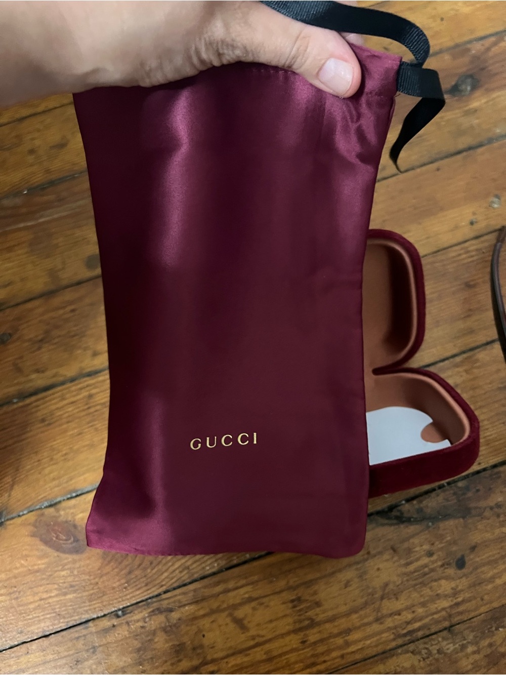 Gucci Black Women's Oversized Aviator Sunglasses - Picture 4 of 10